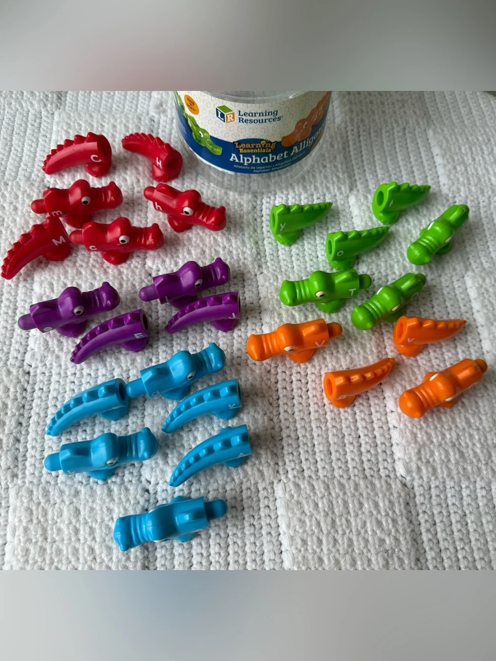 The Learning Resources Snap-n-Learn Alphabet Alligators